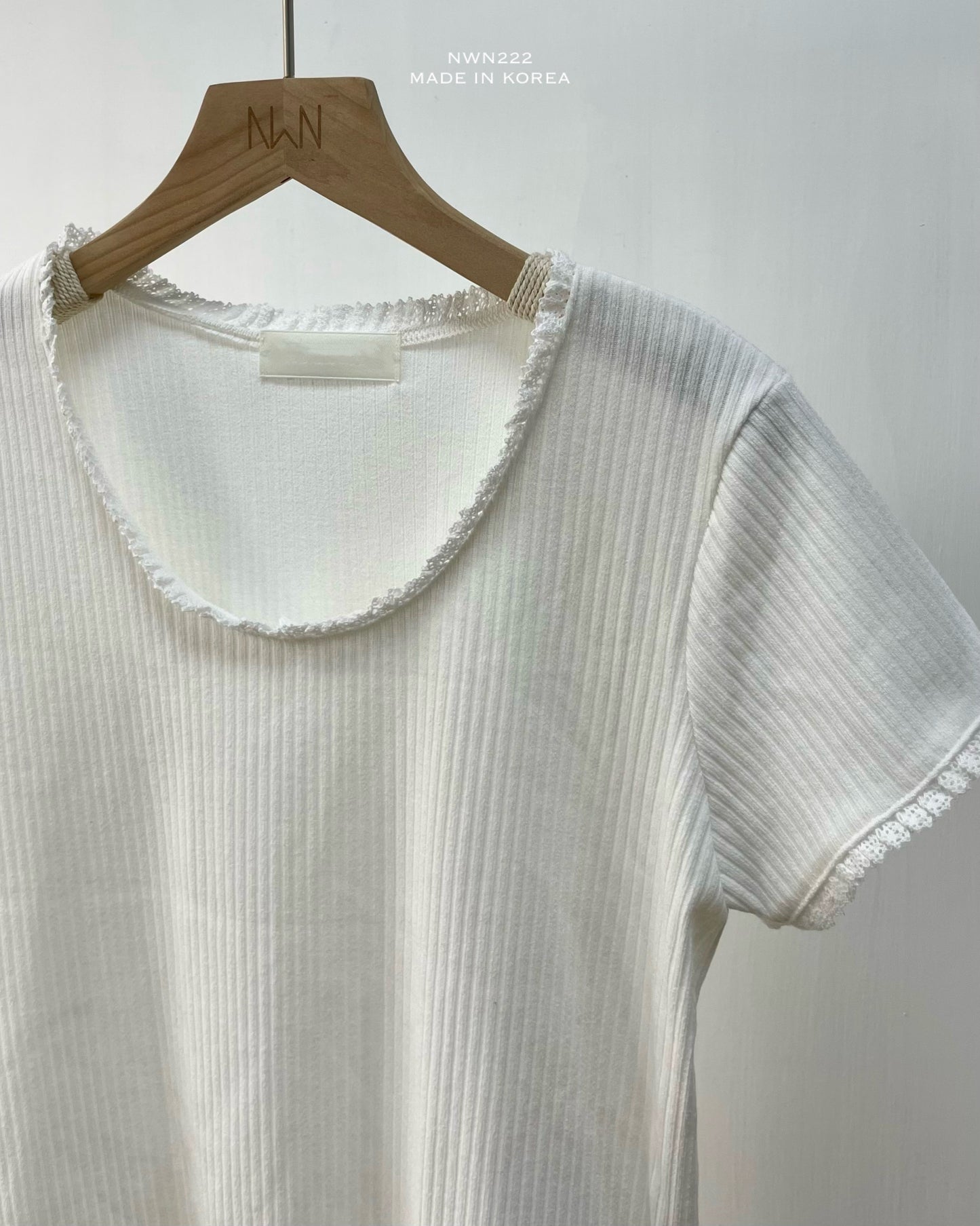 【預訂】花邊紋Tee
