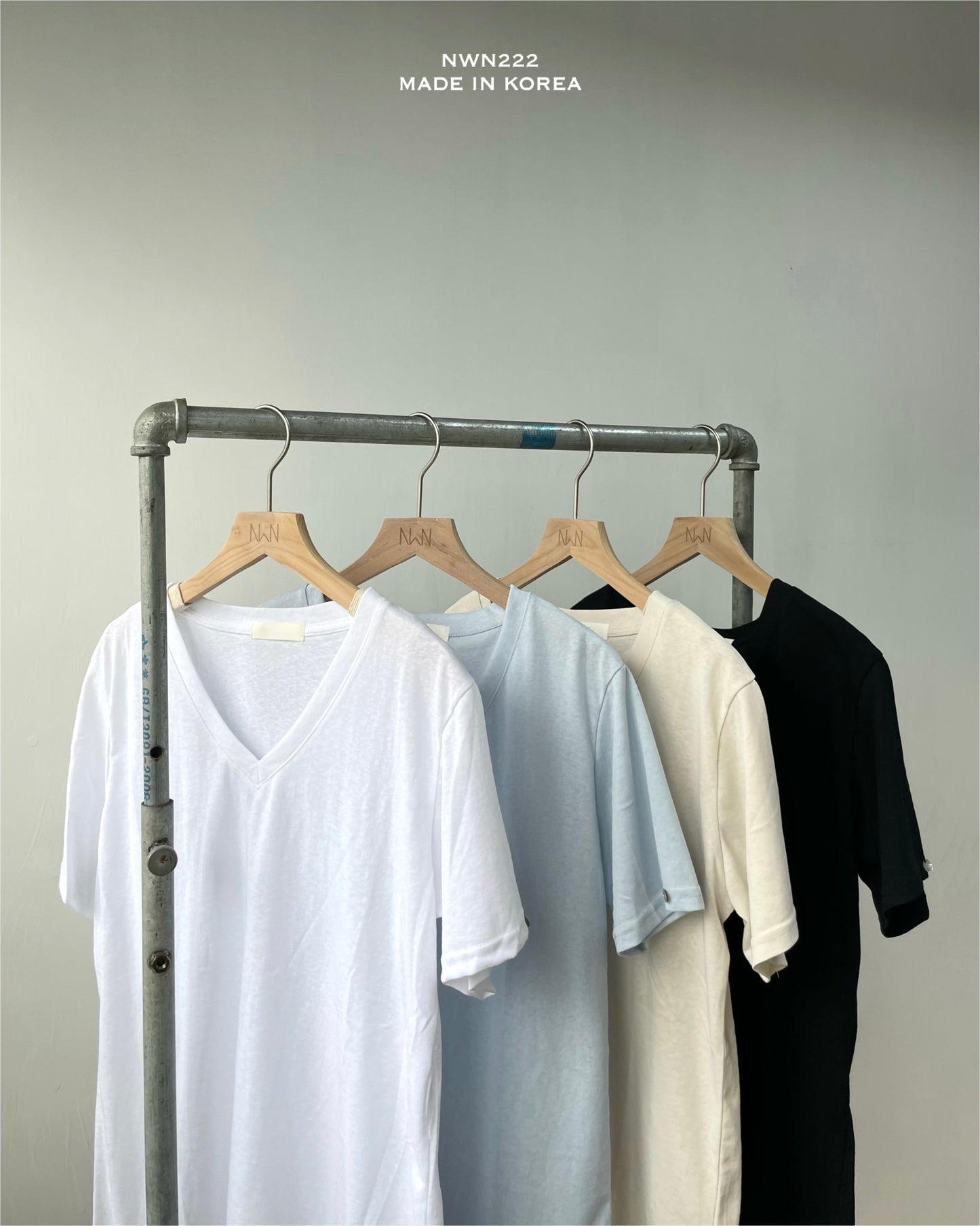 《現貨》 V領麻棉Tee