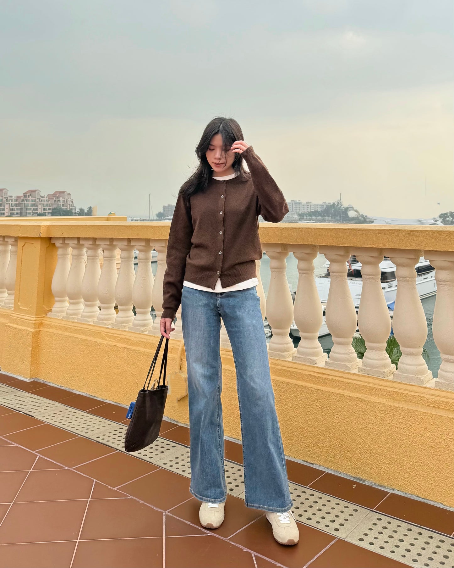 【預訂】方包真羊皮袋