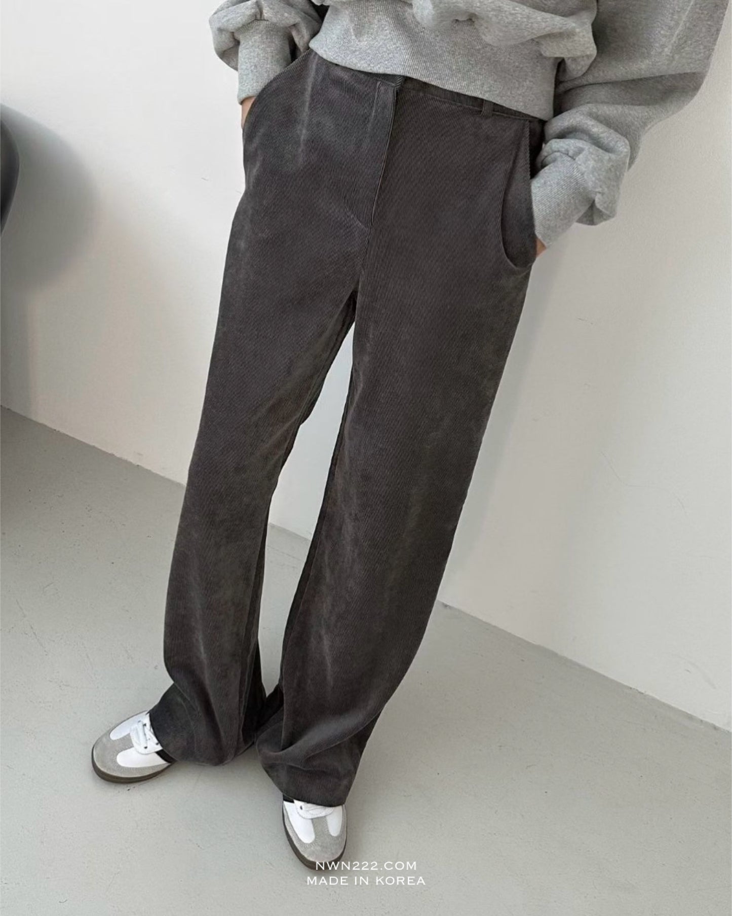 《現貨》燈芯絨面直筒褲