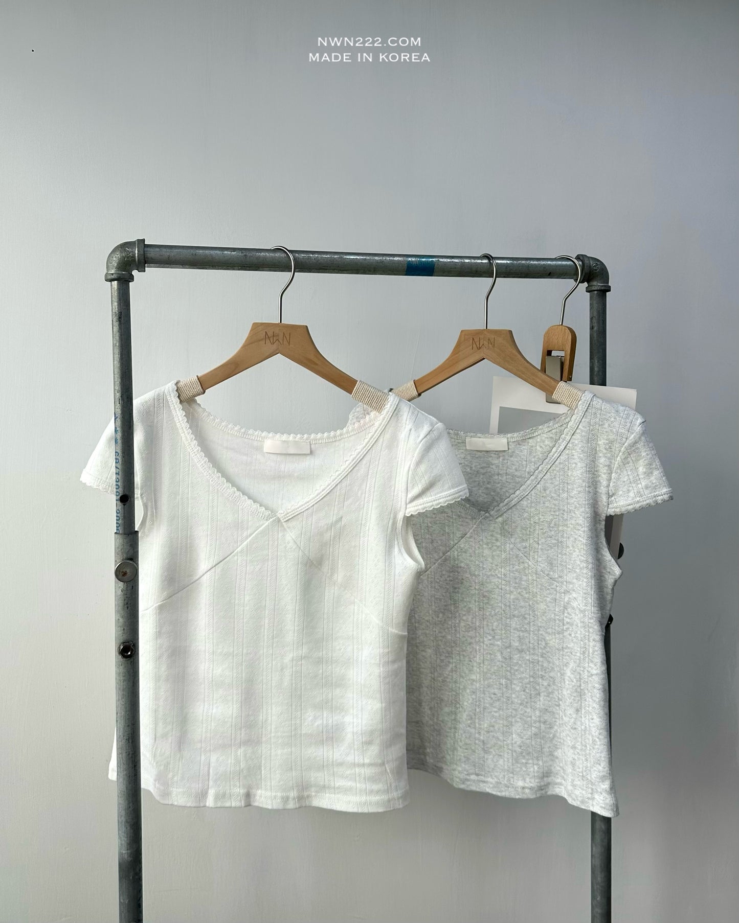 暗花紋V Top