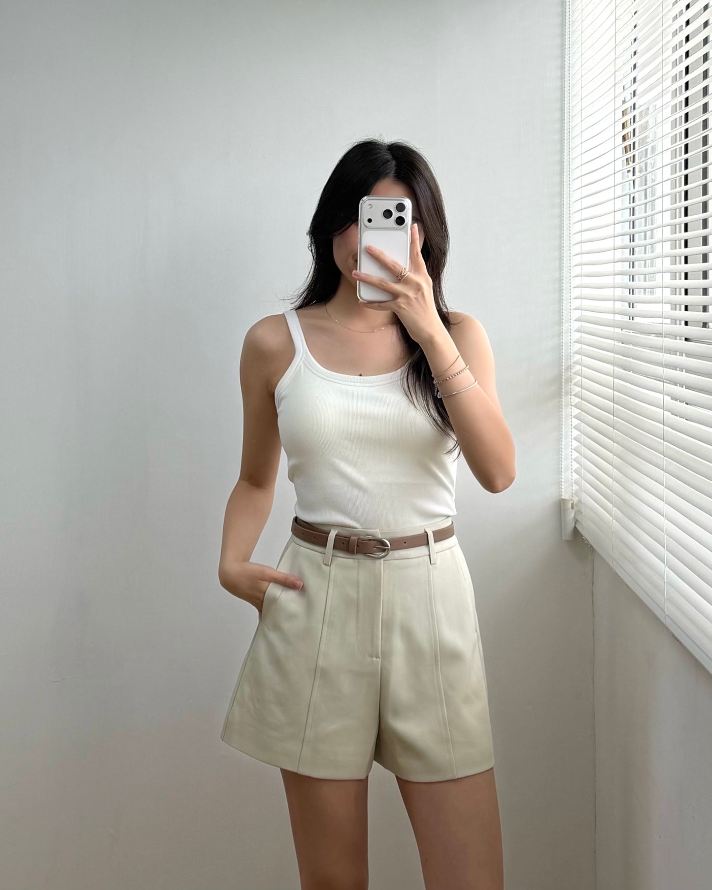 明線A cut 西裝短褲