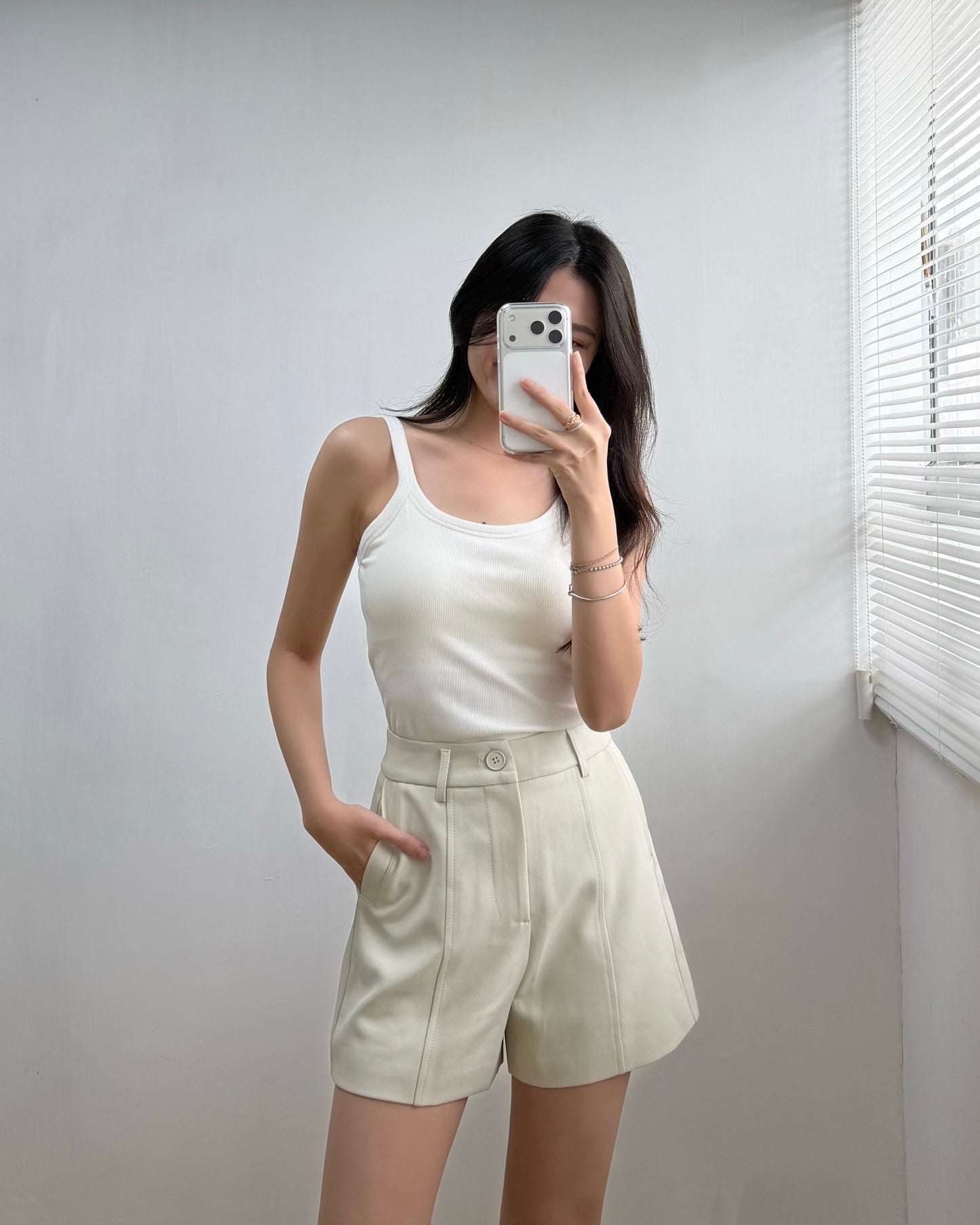 明線A cut 西裝短褲