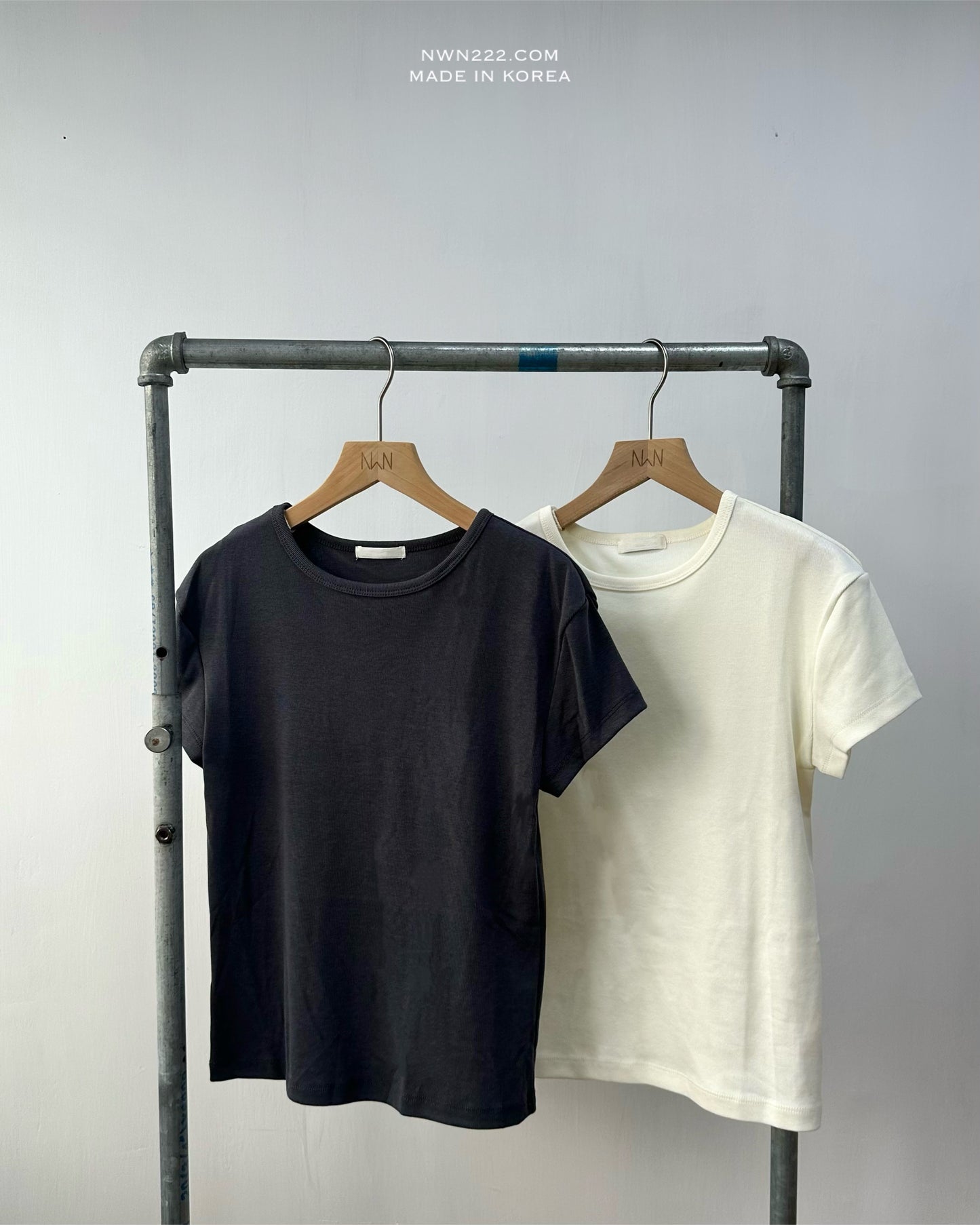一字圓領Tee