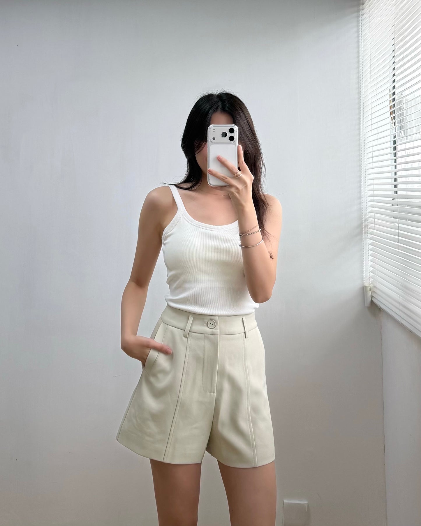 明線A cut 西裝短褲