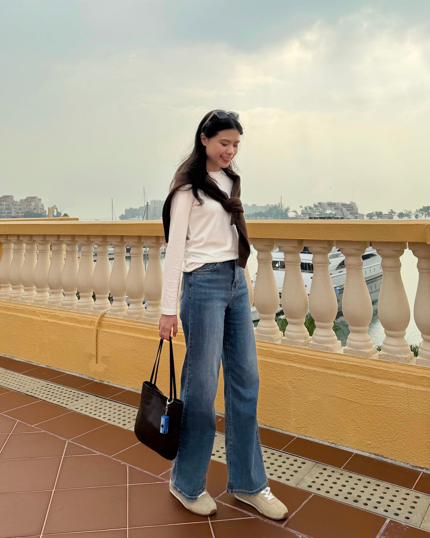 【預訂】方包真羊皮袋