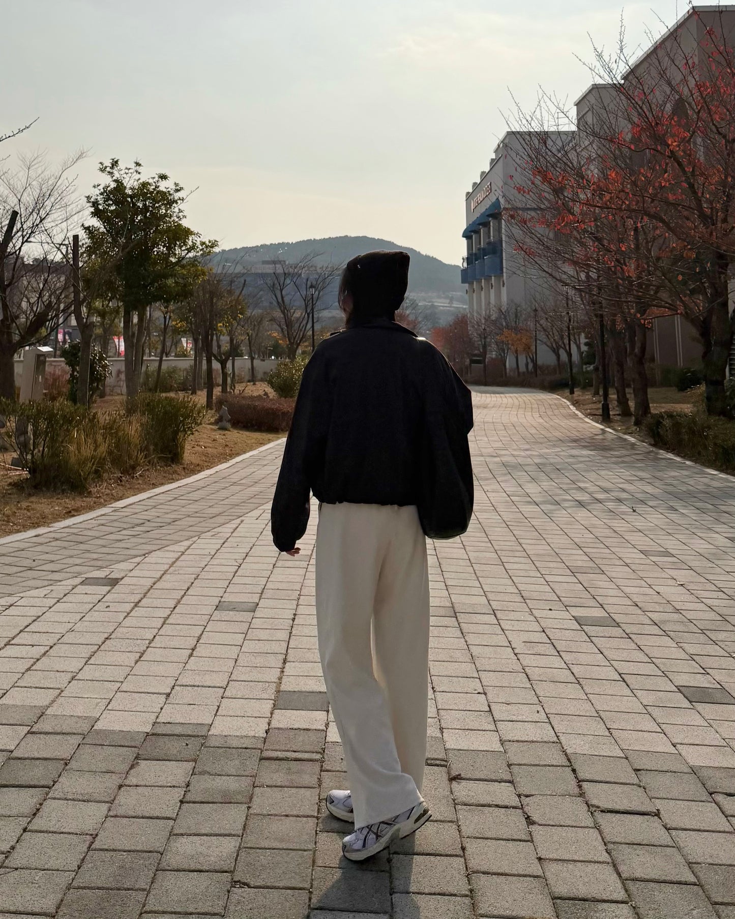 霧面雙拉鍊短外套