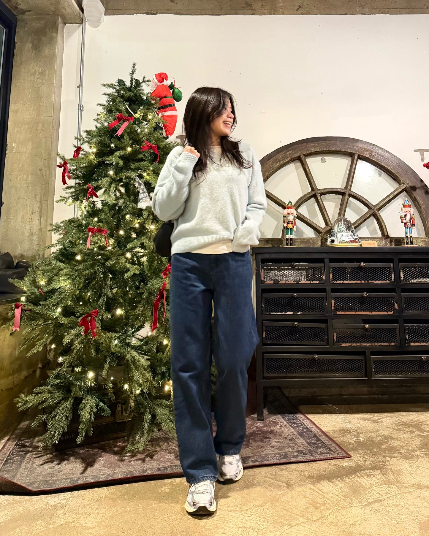 深藍天鵝絨直筒長牛