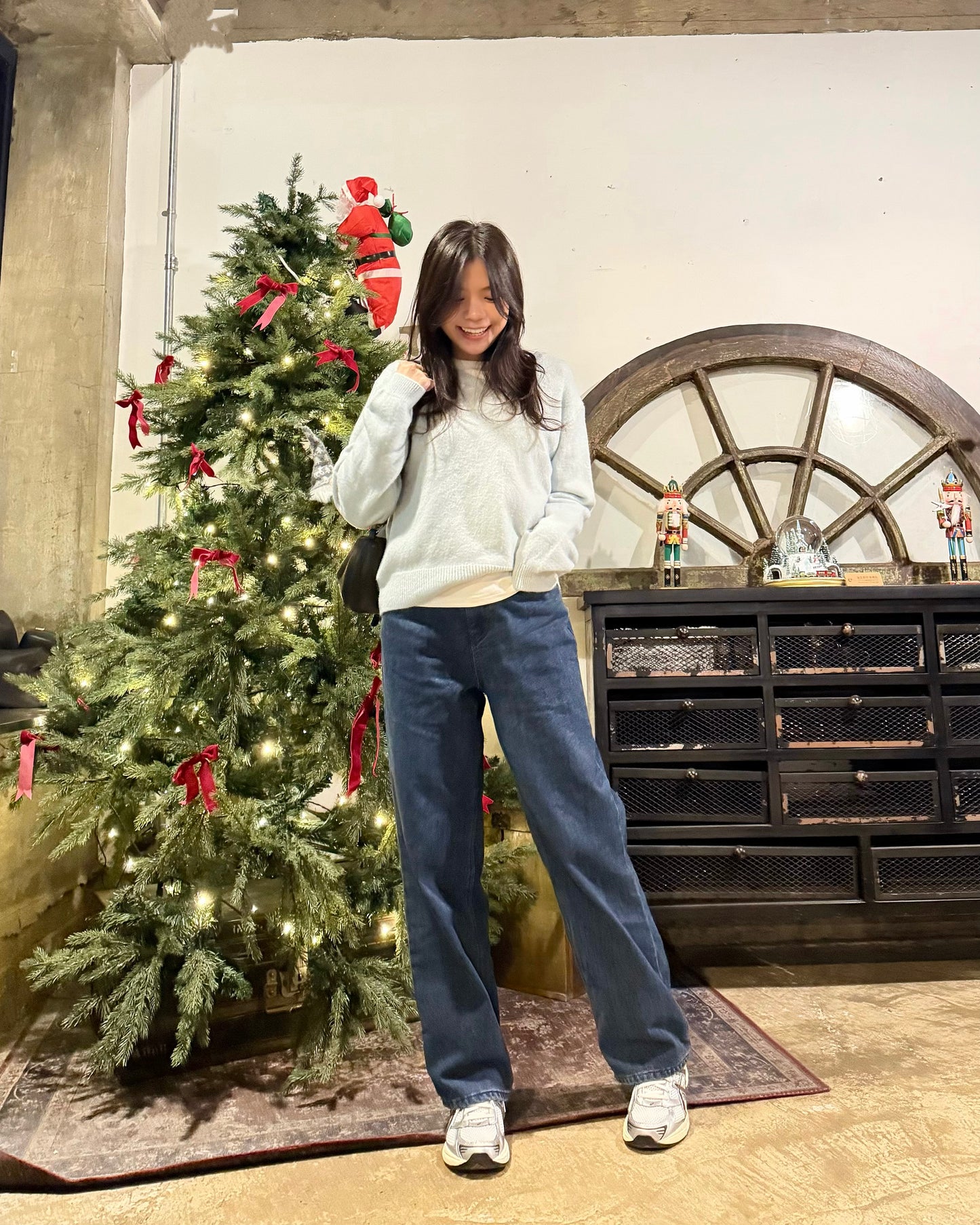 深藍天鵝絨直筒長牛