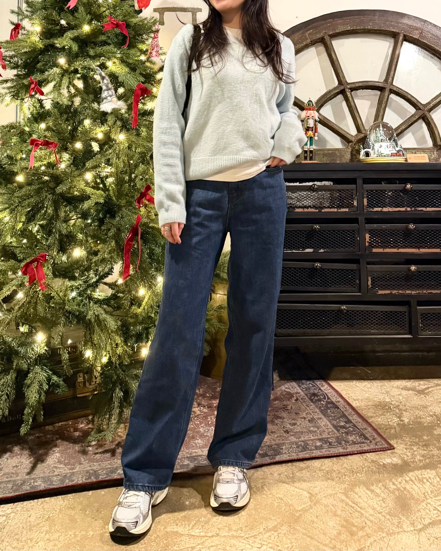 深藍天鵝絨直筒長牛