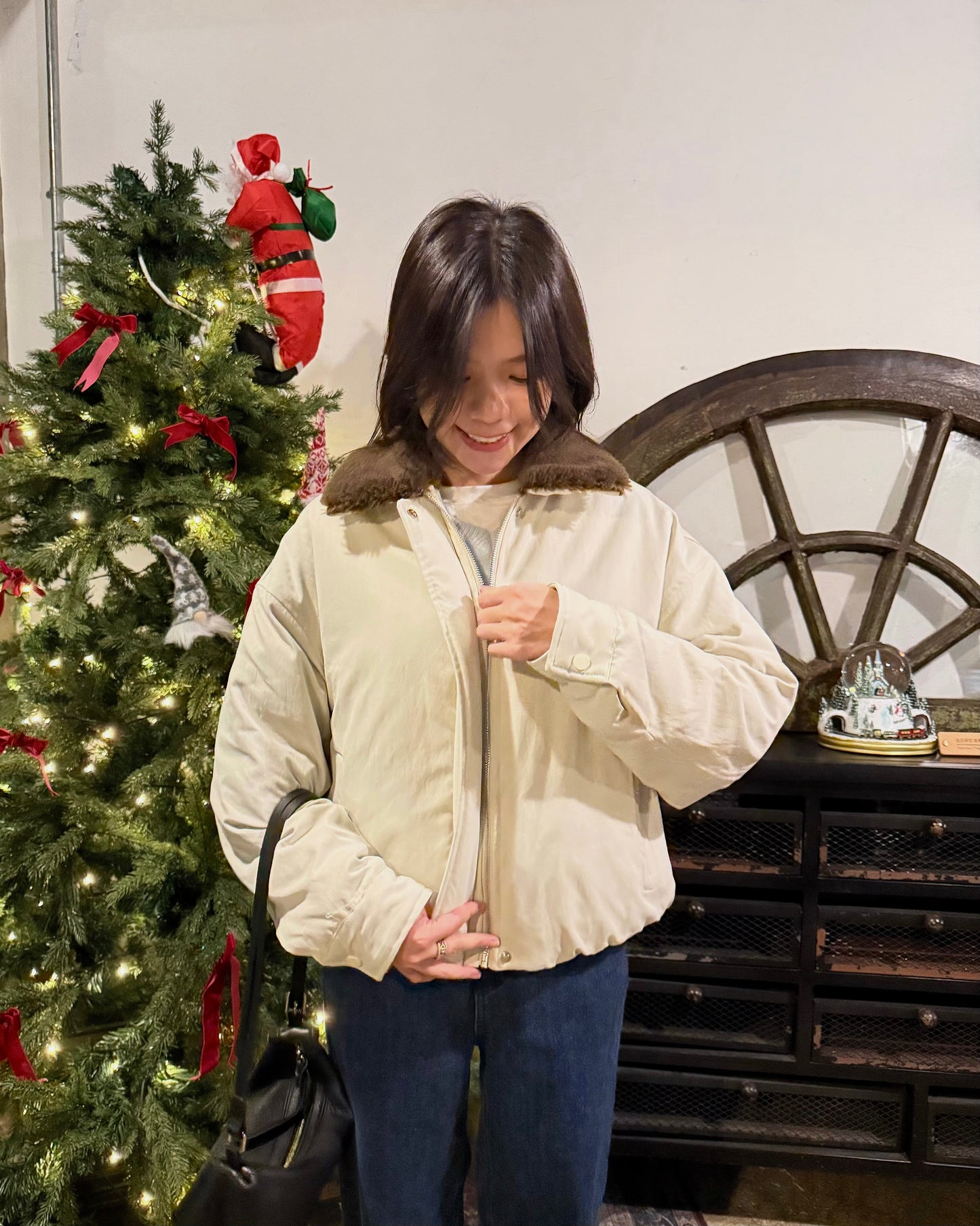 反領羊羔毛短羽絨