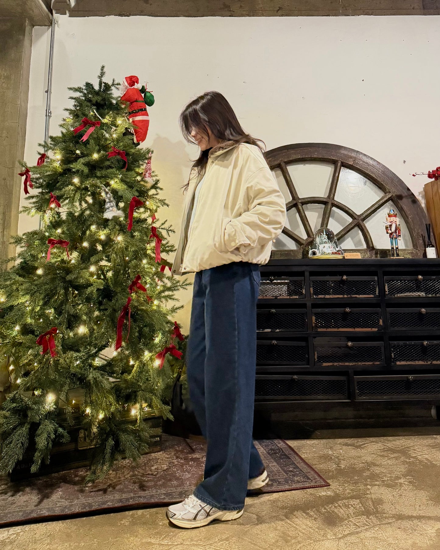 深藍天鵝絨直筒長牛