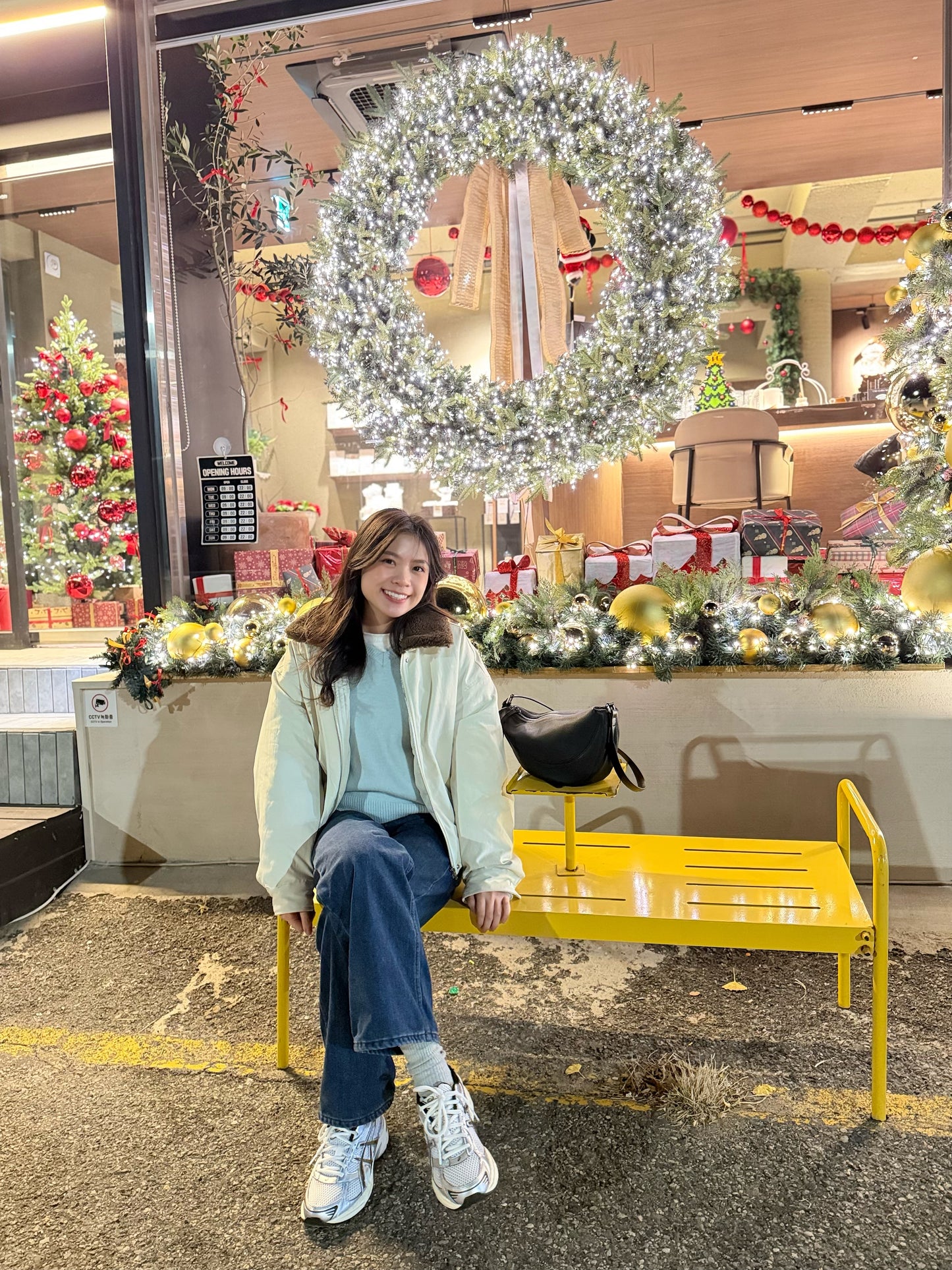 深藍天鵝絨直筒長牛