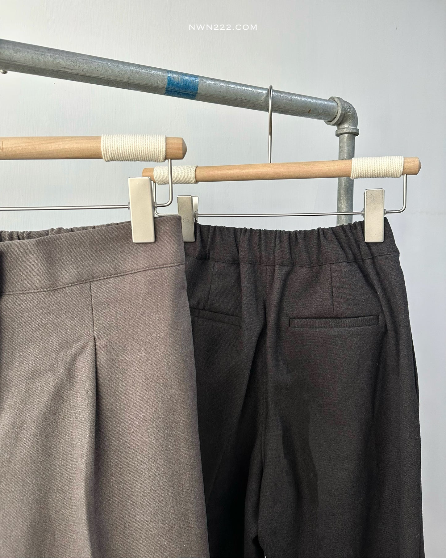 薄絨直筒西裝褲