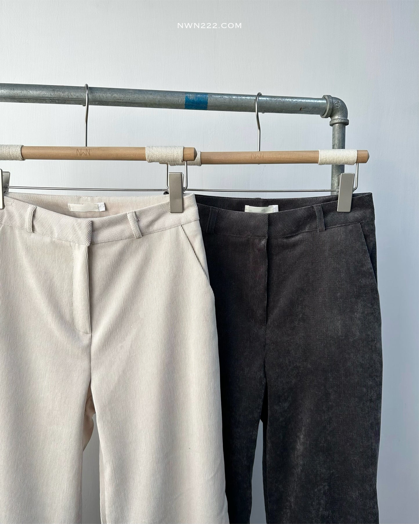 《現貨》燈芯絨面直筒褲