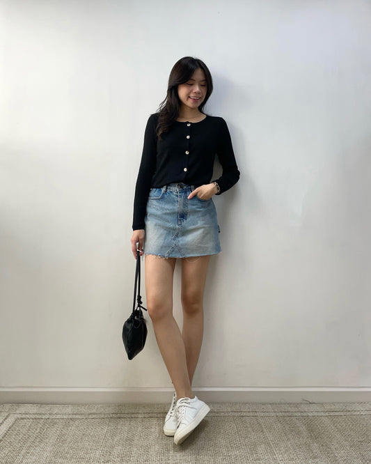 後袋設計短牛仔裙