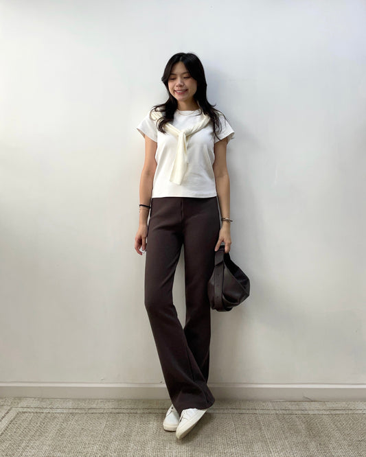 暗羅紋修腳微喇叭褲