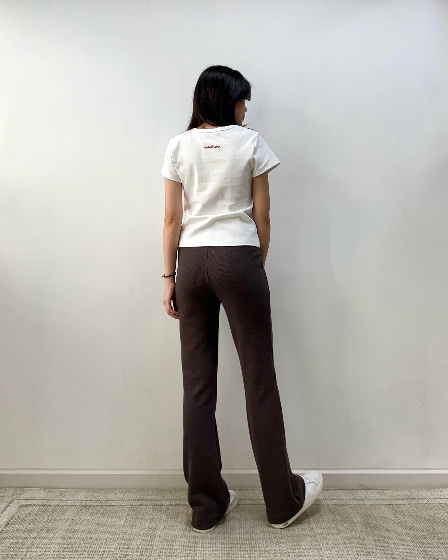 細潦草刺繡Tee