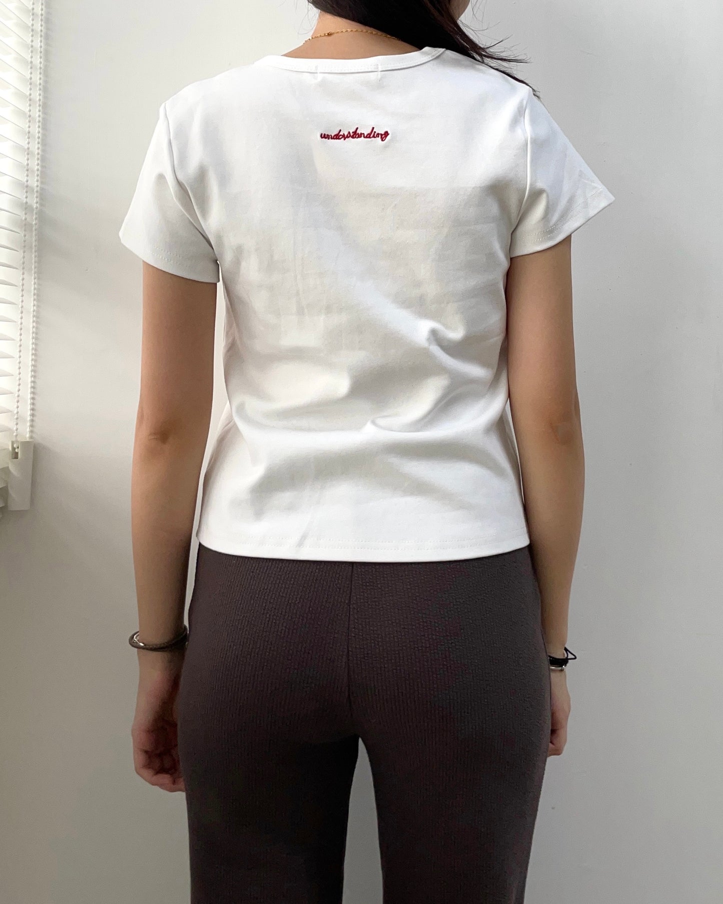 細潦草刺繡Tee