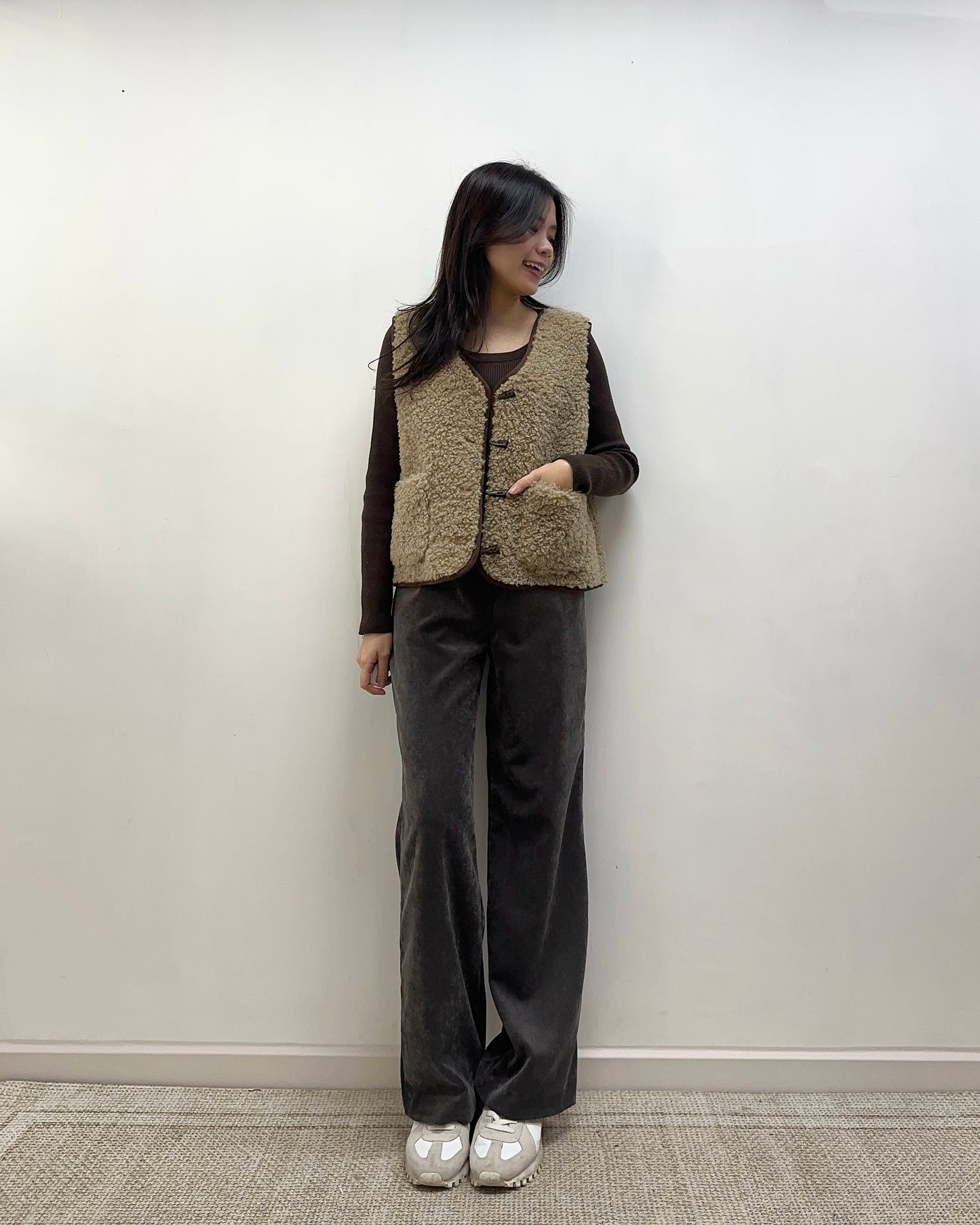 《現貨》燈芯絨面直筒褲