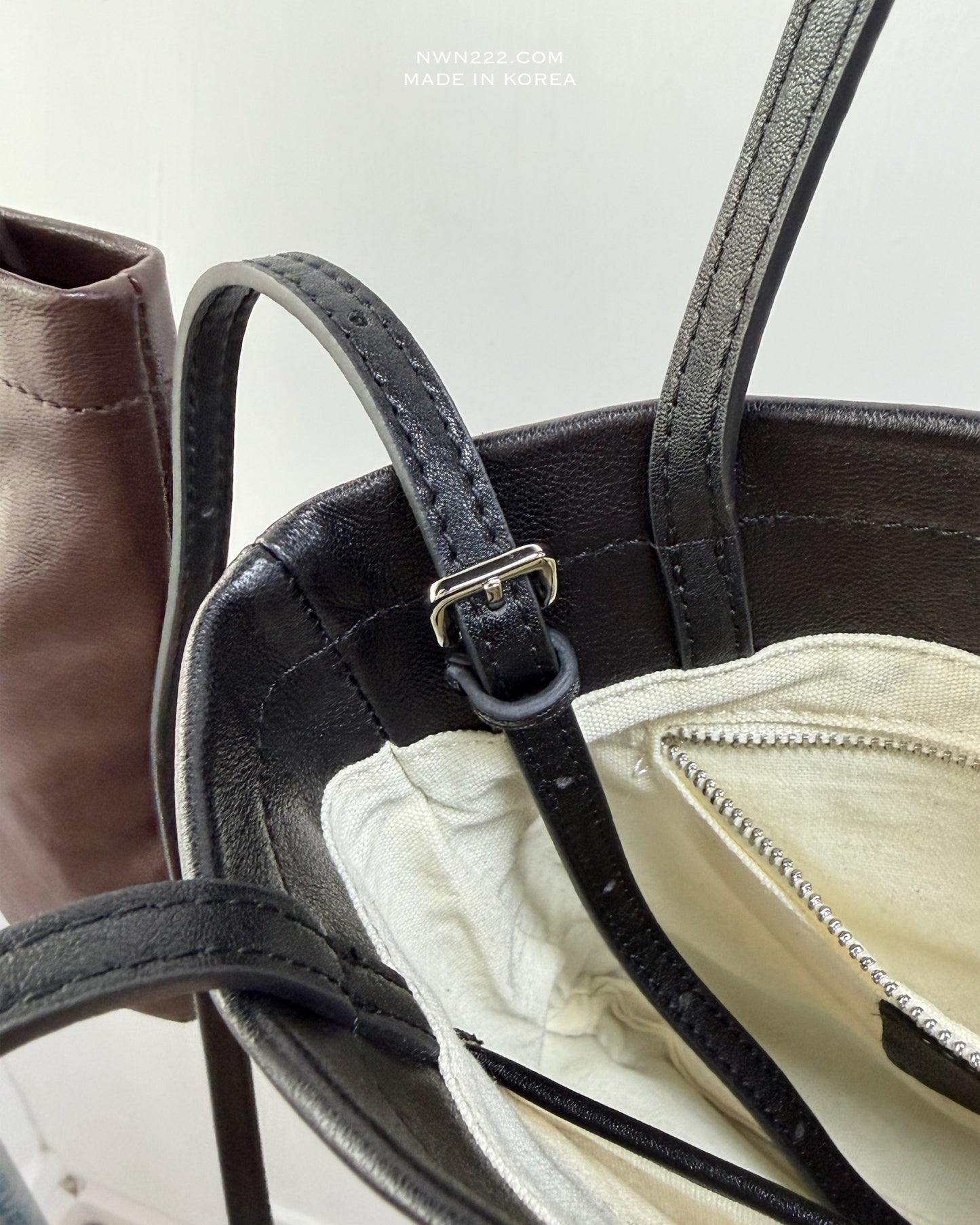 【預訂】方包真羊皮袋