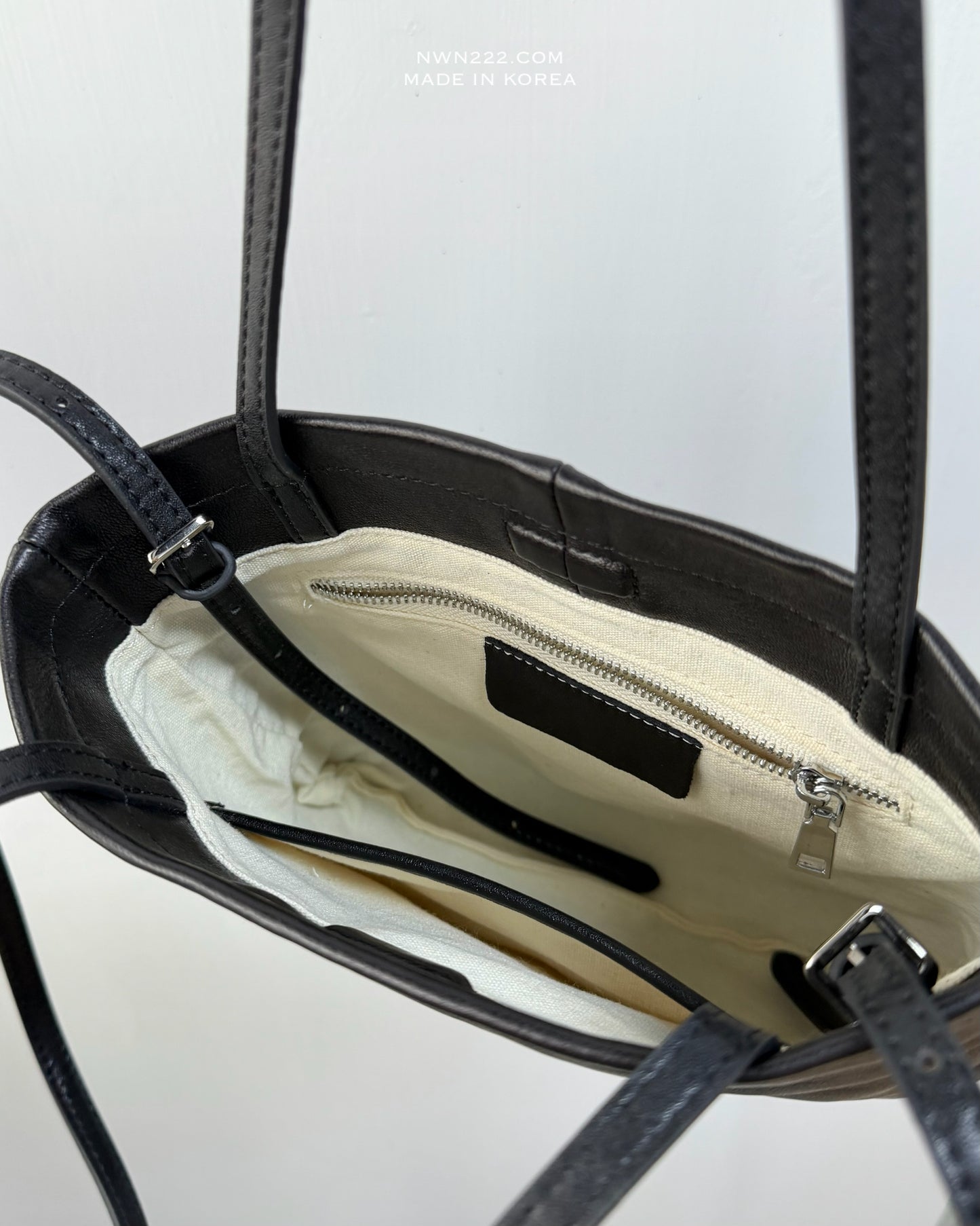 【預訂】方包真羊皮袋